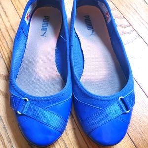 Flat shoes